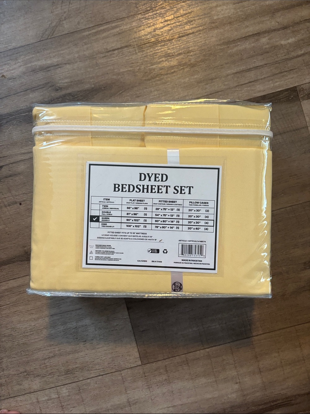 6-Piece Dyed Bedsheet Set - Queen - Yellow - Picture 2 of 3